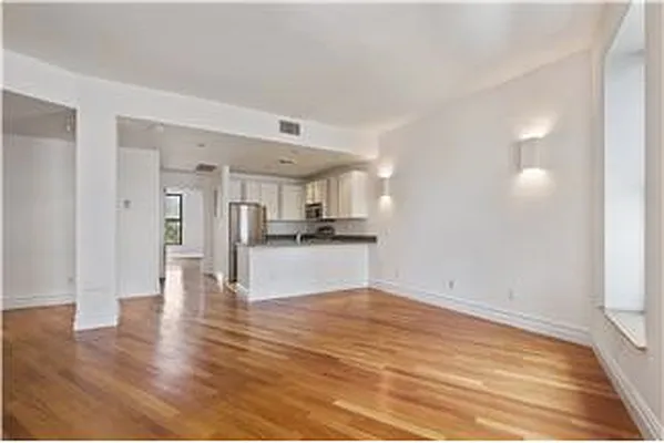 Rented by Carnegie Hill Properties | media 28