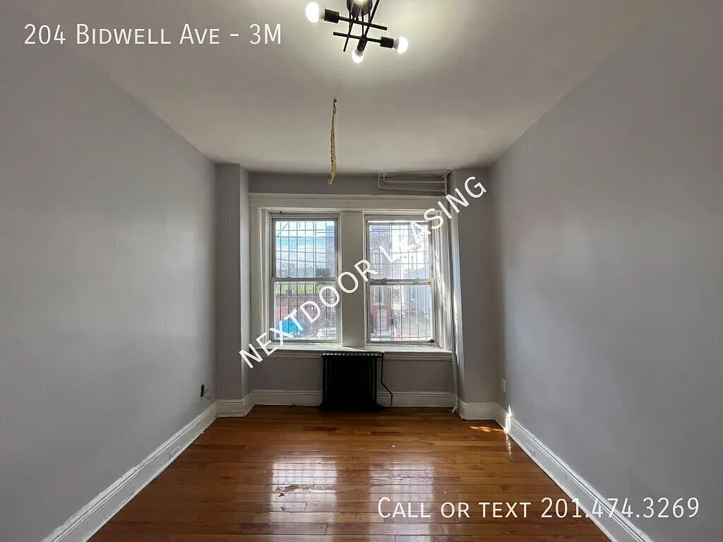 204 Bidwell Ave — Photo 4