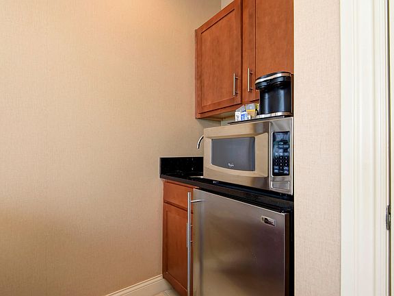 2nd image of 3208B Branson Landing Blvd
