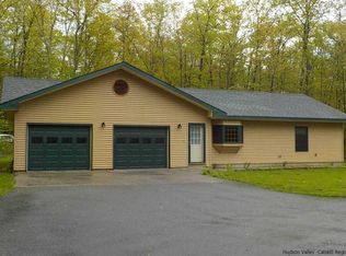 718 Plattekill Rd, Freehold, NY 12431