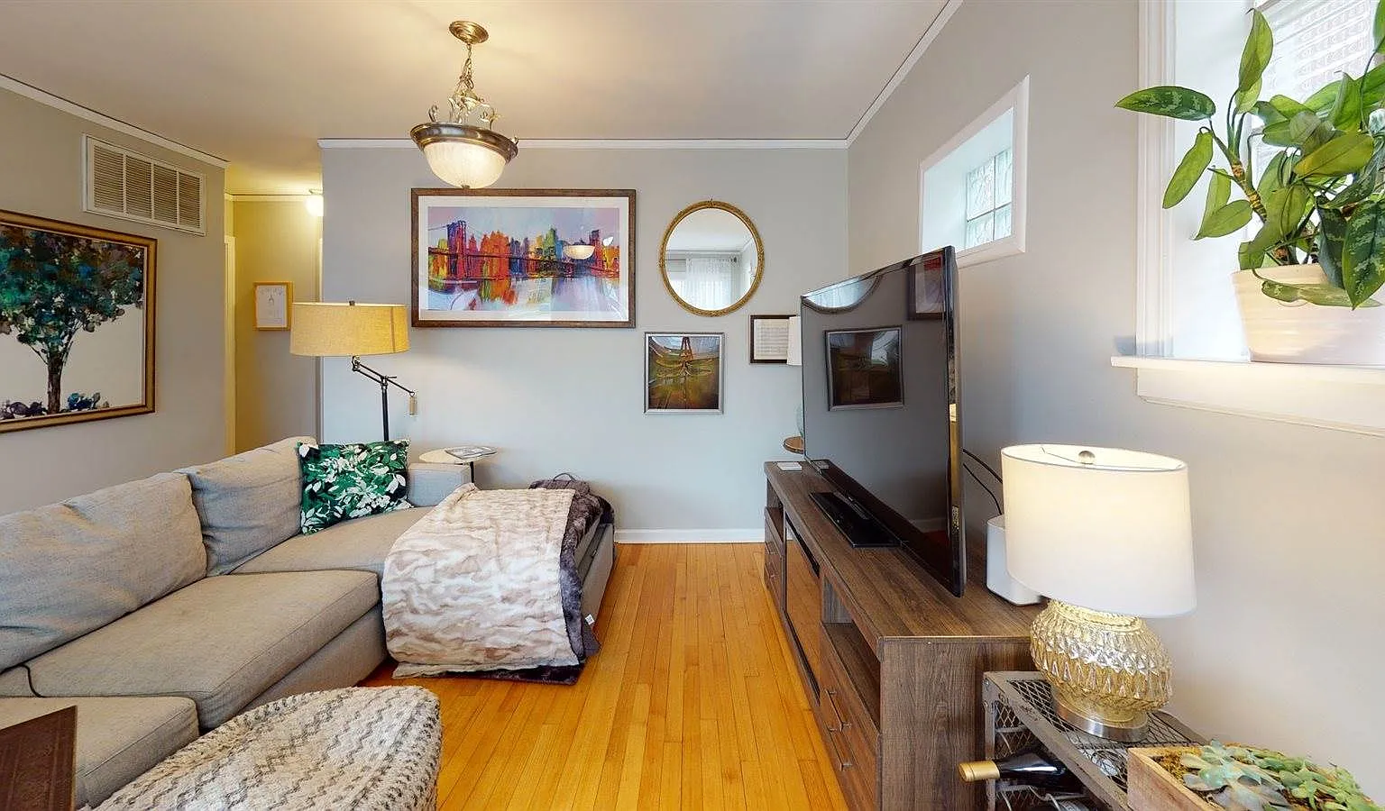 3 bed, $2,995 — Photo 3