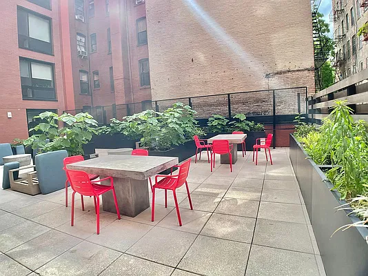 Rented by Berkshire Hathaway HomeServices New York Properties | media 37