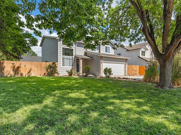 3rd image of 743 Corral Dr