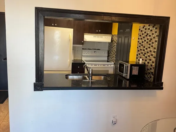 285 Enfield Pl, Mississauga, ON