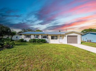 1340 SE Sandpiper Ln, Stuart, FL 34996