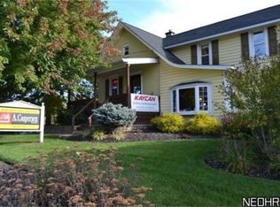 3473 Wyoga Lake Rd, Cuyahoga Falls, OH