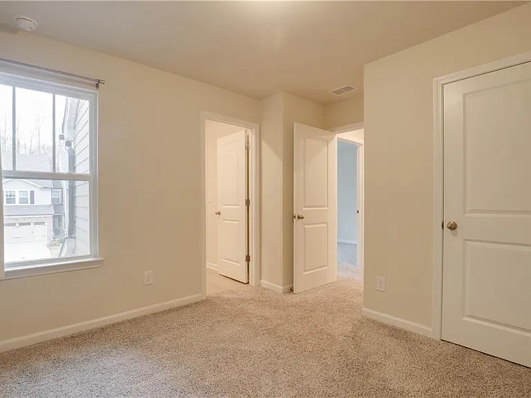 116 Cedar Ln — Photo 15