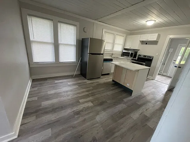 256 Vernis Ave — Photo 27