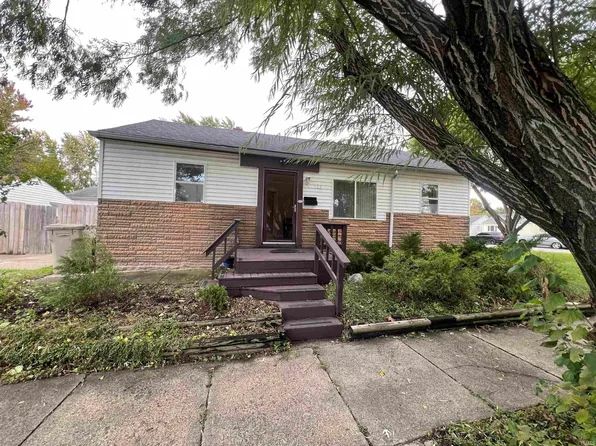 702 S Gladstone Ave, South Bend, IN 46619