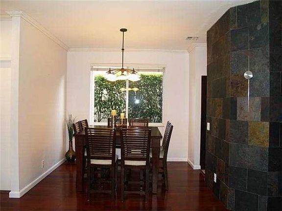 4th image of 1350 Plumosa Way