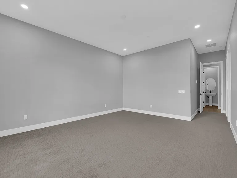 10648 Stone Ledge Ave — Photo 31