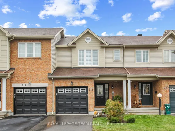 212 Lamplighters Dr, Ottawa, ON K2J 0K7