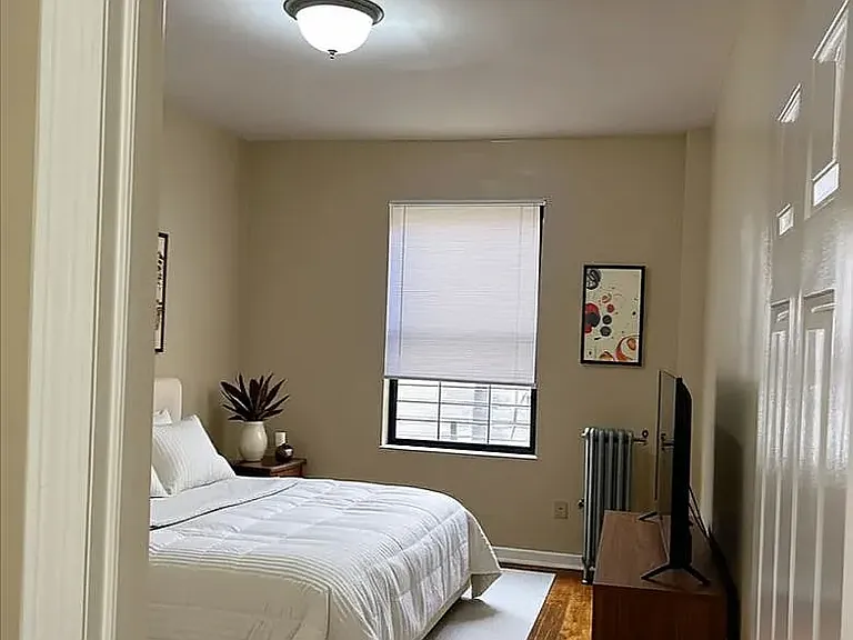 88-06 Parsons Blvd #307 — Photo 1