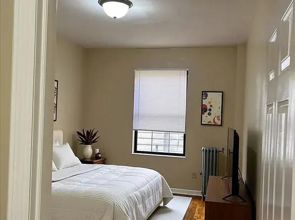 88-06 Parsons Blvd #B6, Jamaica, NY 11432