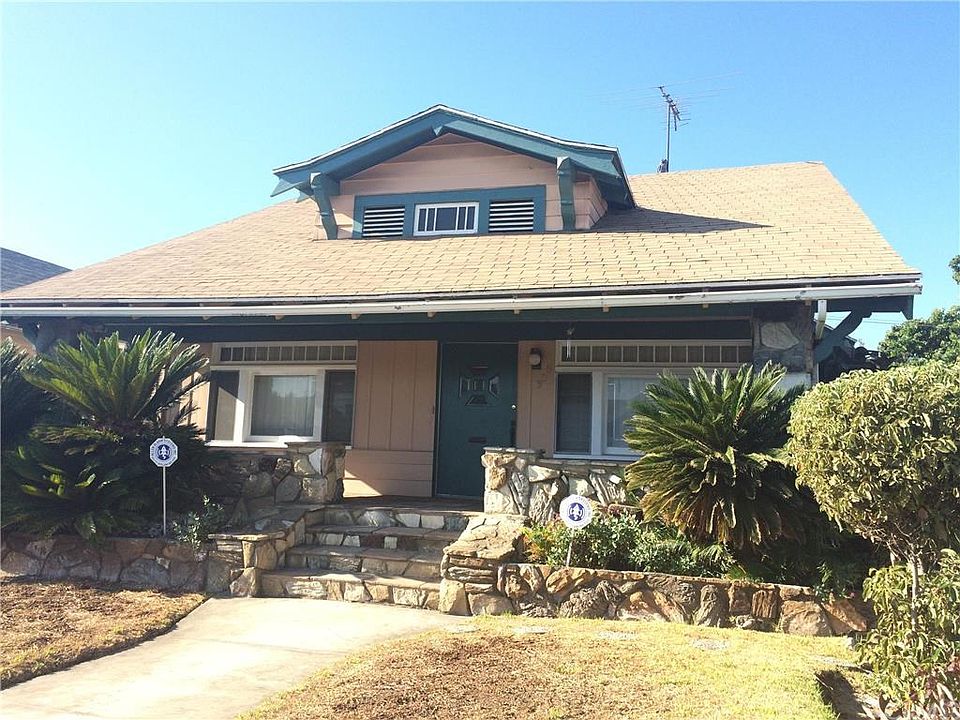 1st image of 905 W 50th Pl