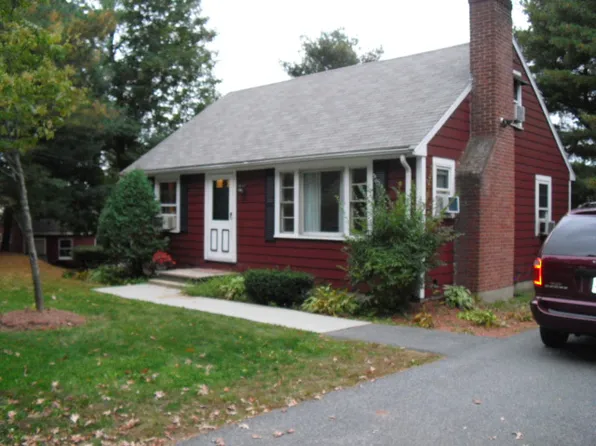 24 Shawsheen Rd, Bedford, MA 01730