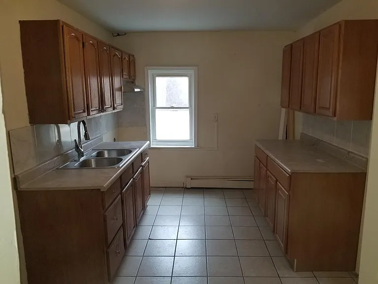 415 E Susquehanna St — Photo 7