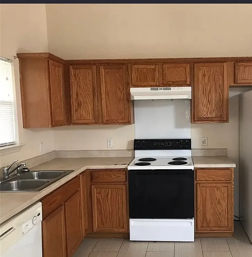 3 bed, 1718 sqft, $1,850 — Photo 3
