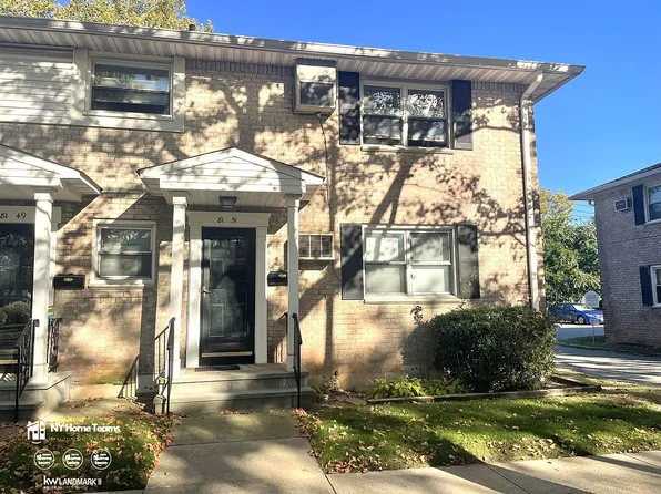 51 Langdale St Unit 207A, New Hyde Park, NY 11040