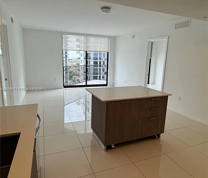 5252 NW 85th Ave #1203 — Photo 8