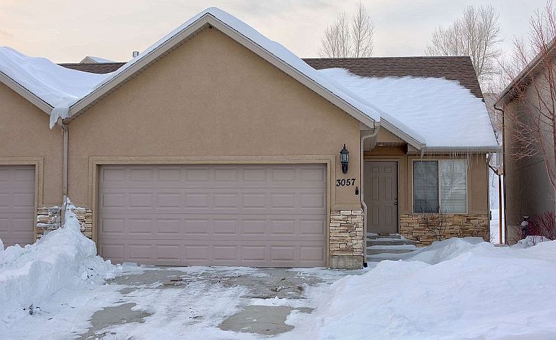 1st image of 3057 E Canyon Glen Loop