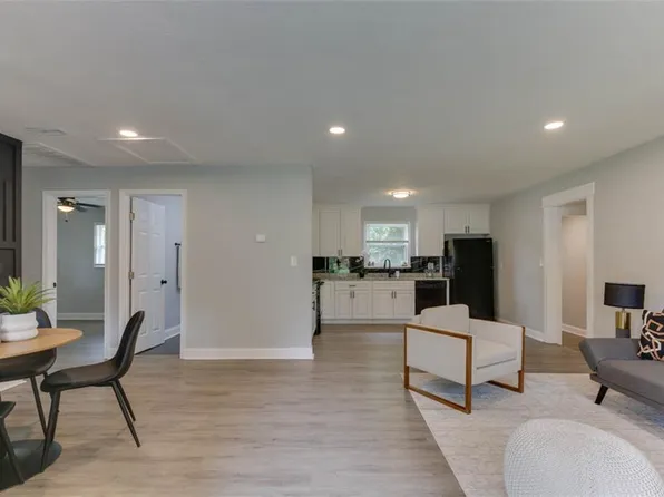 5212 Cape Henry Ave, Norfolk, VA 23513