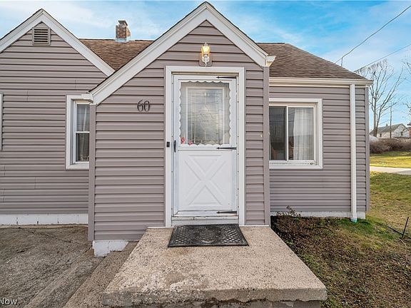 4th image of 60 Renee Dr
