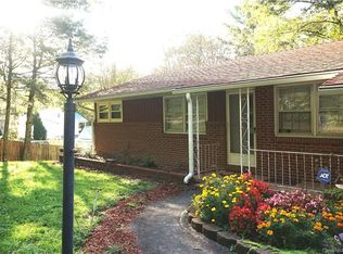 96 Laurel Ave, Spruce Pine, NC 28777