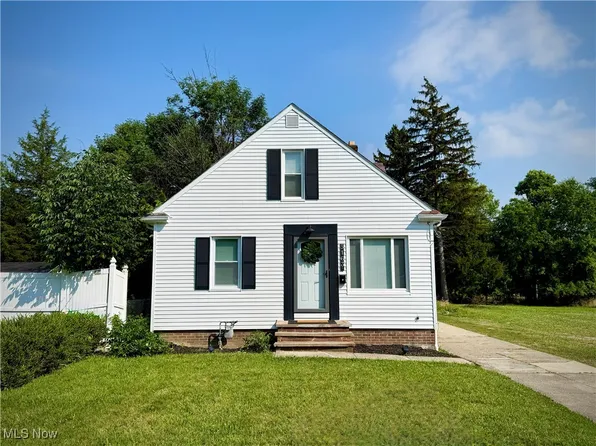 5163 Stanley Ave, Maple Heights, OH 44137