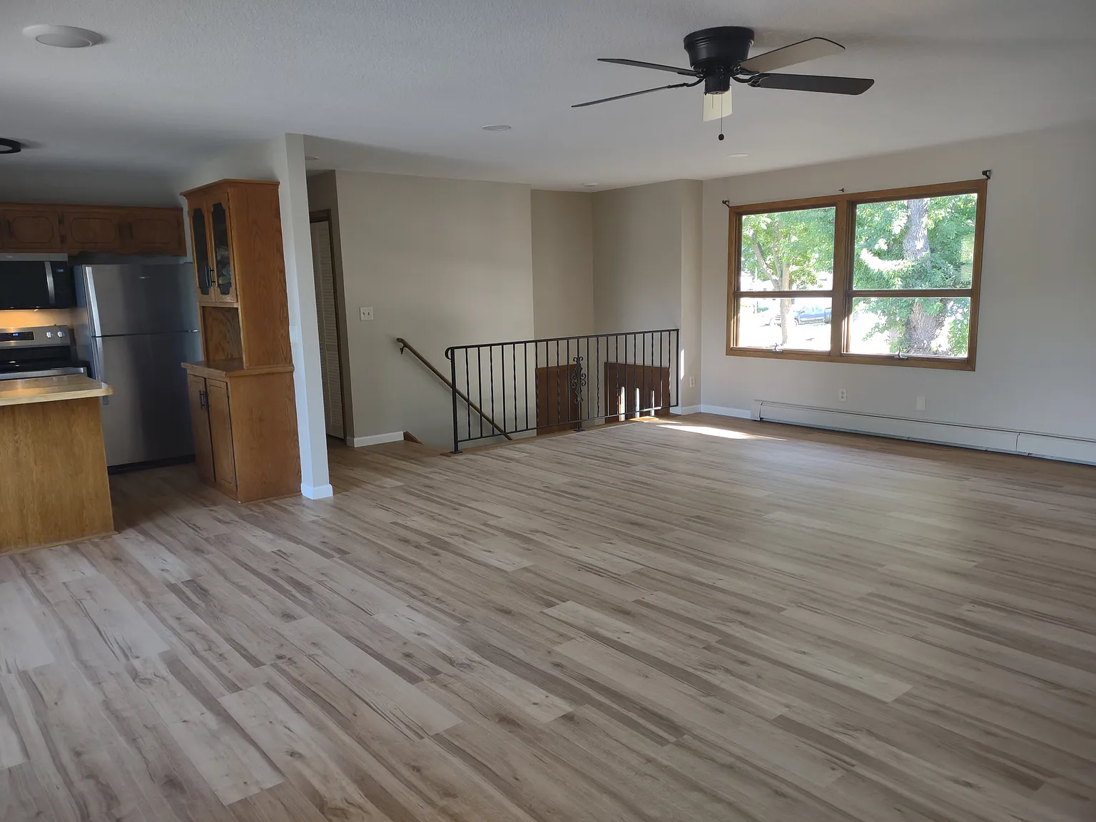 2 bed, 1280 sqft, $1,700 — Photo 2