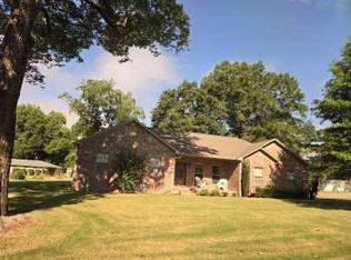 205 Avenue 4 NW, Atkins, AR 72823