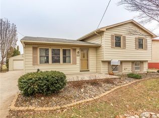 4141 Boyd St, Des Moines, IA 50317