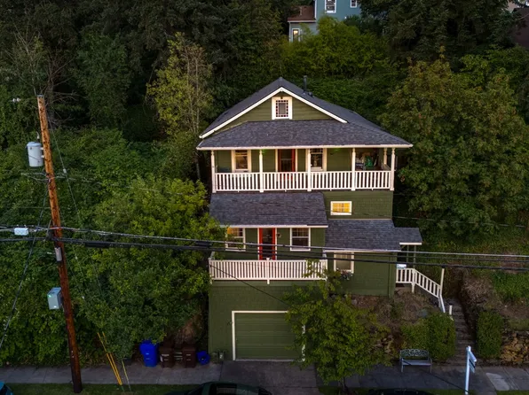 612 Jackson St, Oregon City, OR 97045