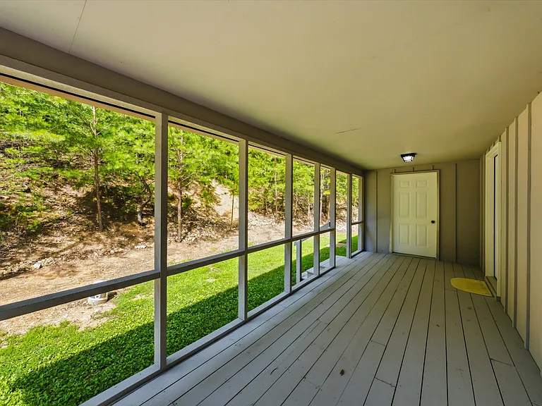 250 Goodfield Ck Rd — Photo 9