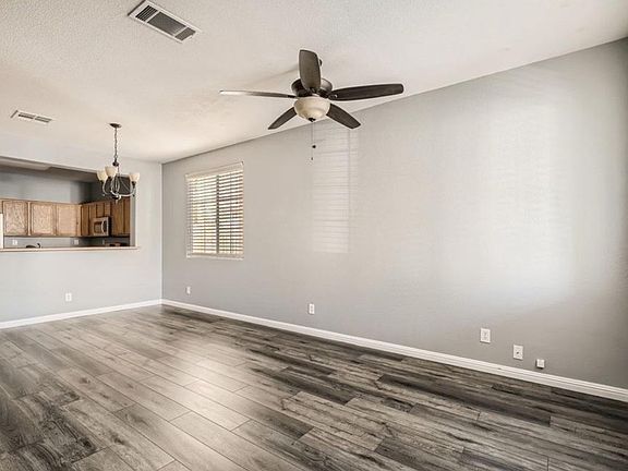 4th image of 7659 Hampton Park Ln