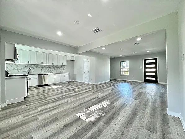 1st image of 9212 N Green River Dr #7