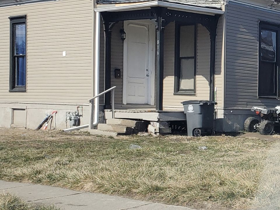 1st image of 816 1st Ave #1