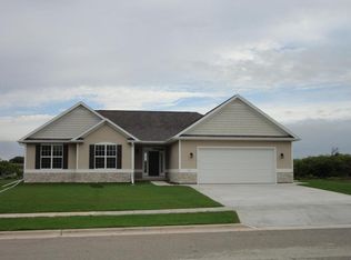 1112 Prairie Rd, Plymouth, WI 53073