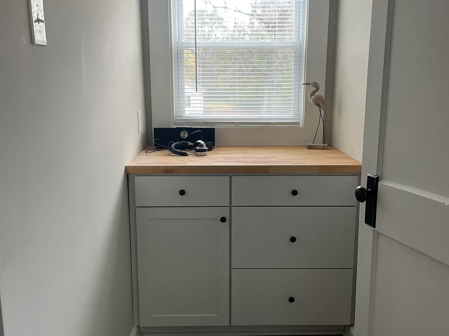 Studio, 650 sqft, $990 — Photo 3