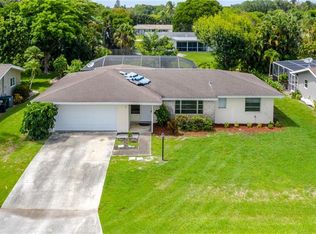 1647 S Fountainhead Rd, Fort Myers, FL 33919