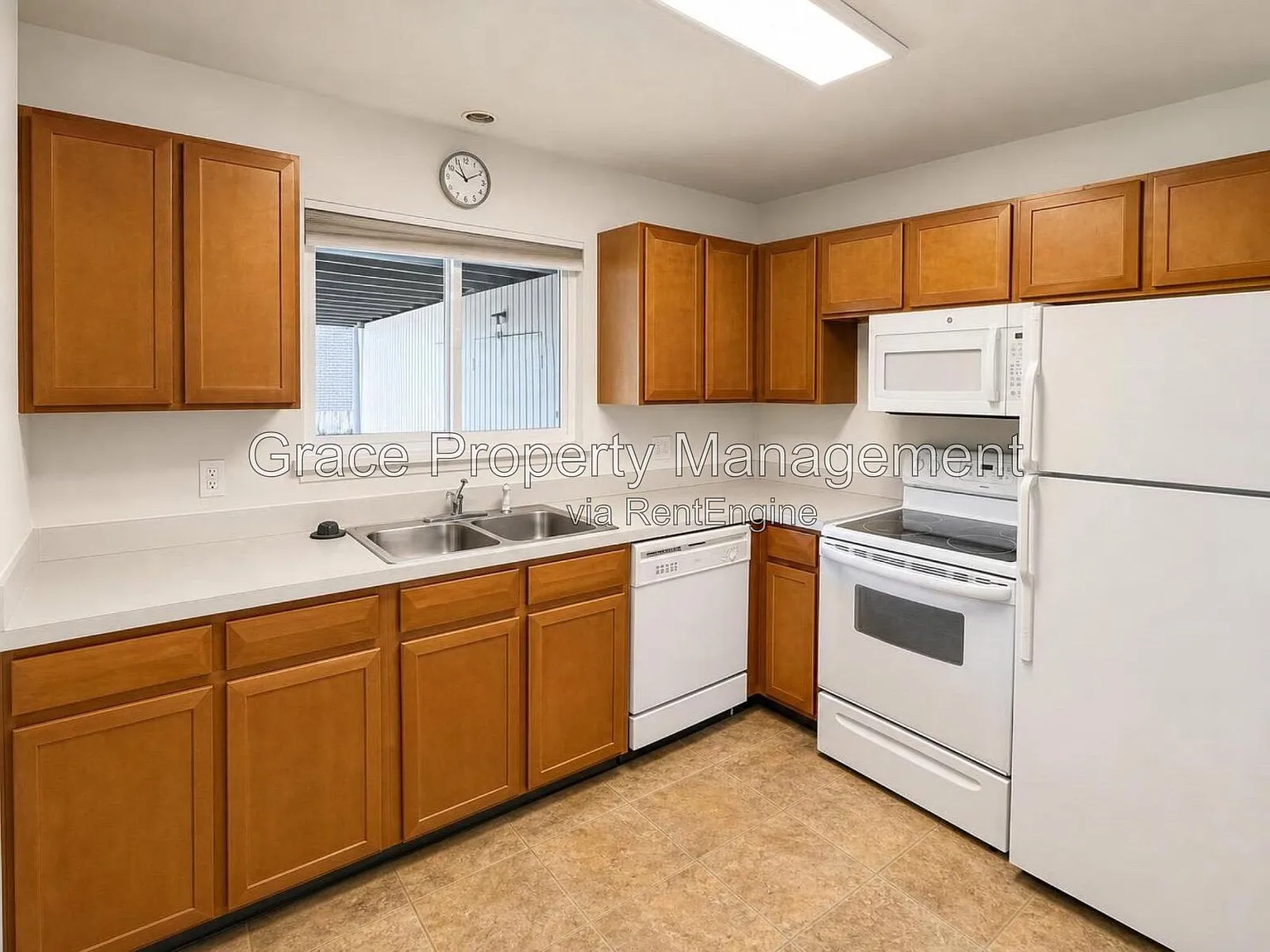 3 bed, 2.5 bath, 1795 sqft, $3,150 — Photo 4