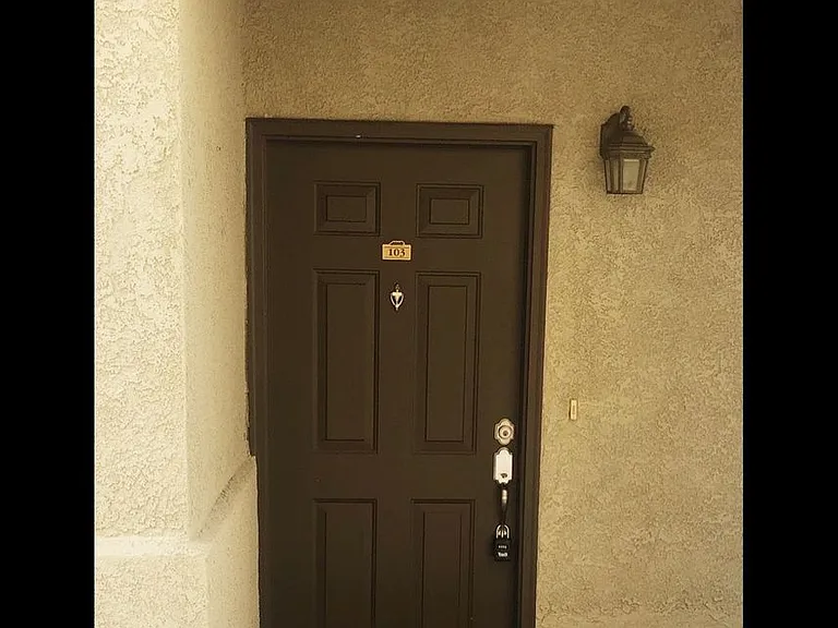 7125 Ash Creek Hts #103 — Photo 2