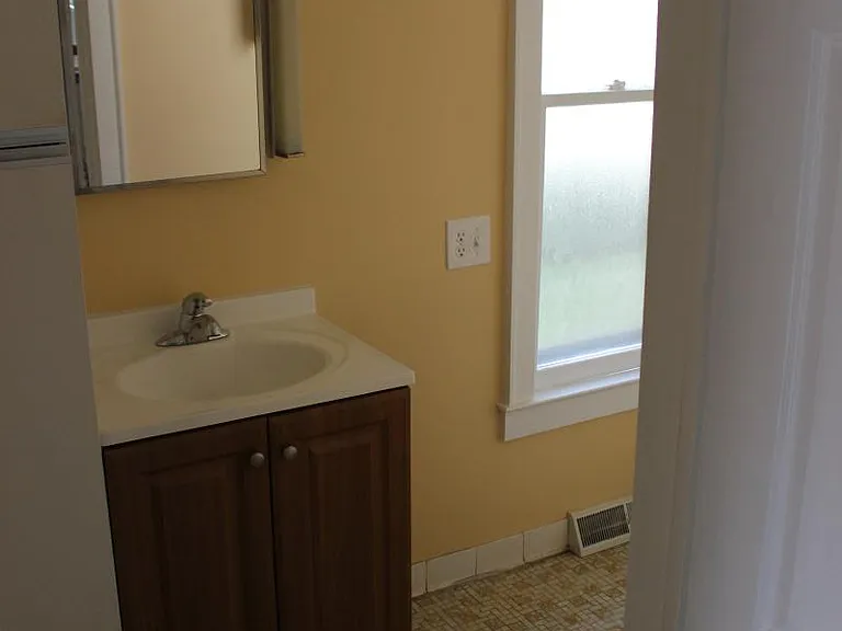 45 Lester St #SINGLE HOUSE — Photo 6