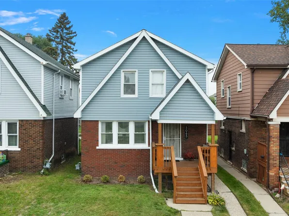 5065 Evaline St, Hamtramck, MI 48212