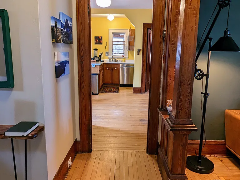44 Russell St — Photo 8
