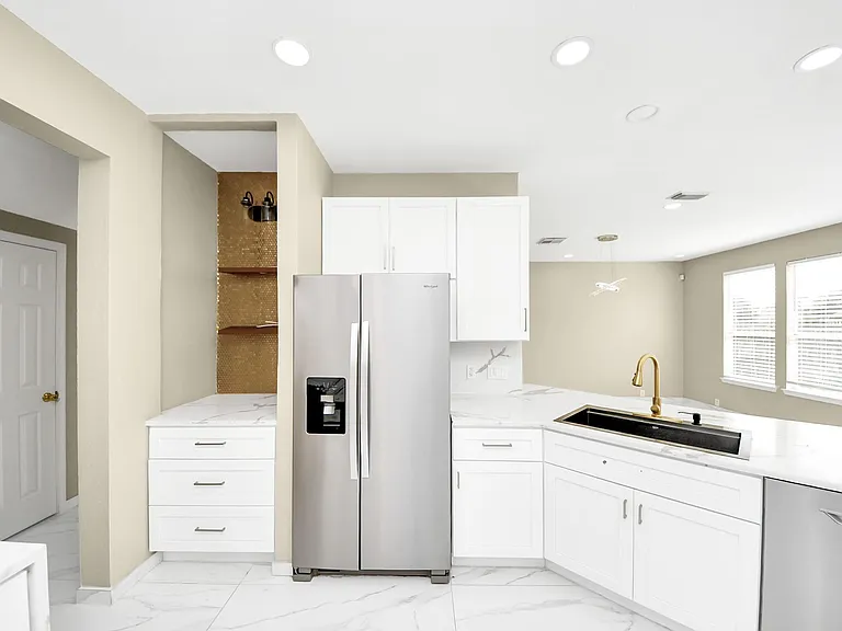 11027 Dellrose Crossing Dr — Photo 12