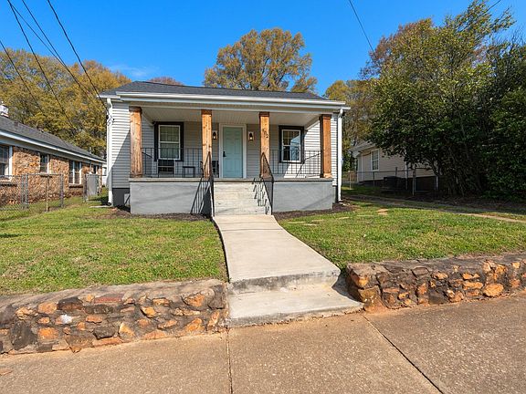 2nd image of 902 Green Ave