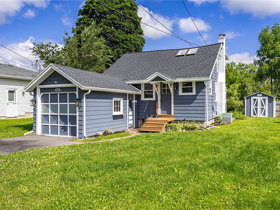 1st image of 242 River Meadow Dr