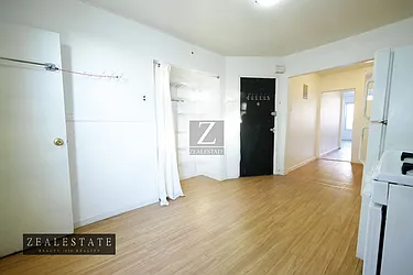 Rented by ZealEstate Group Inc