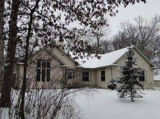 25514 Malchine Rd, Waterford, WI 53185